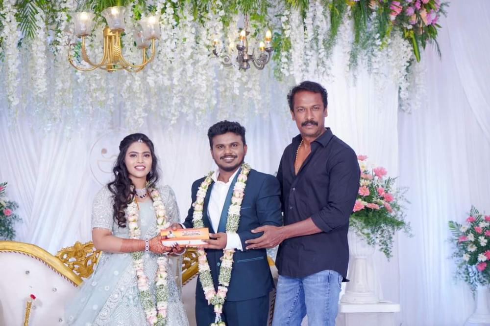 siren-movie-director-anthony-bhagyaraj-wedding-engagement-photos